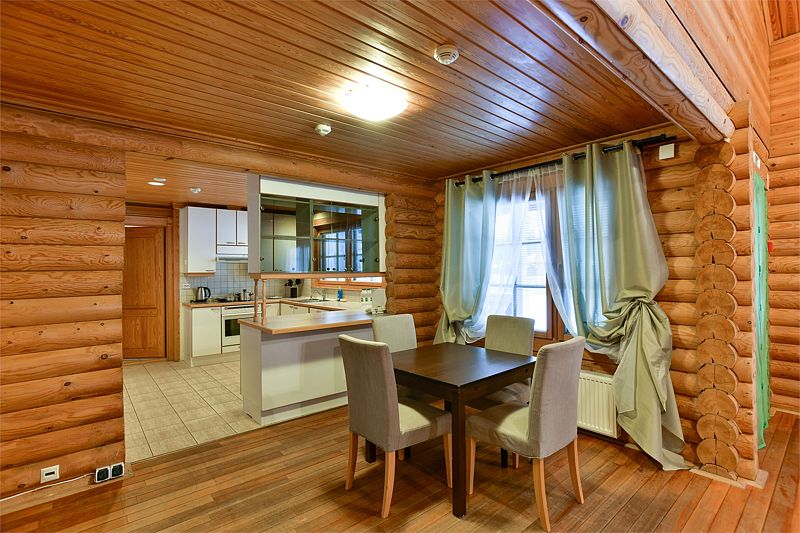 Коттедж 8-местный 2-этажный (со вторым светом)