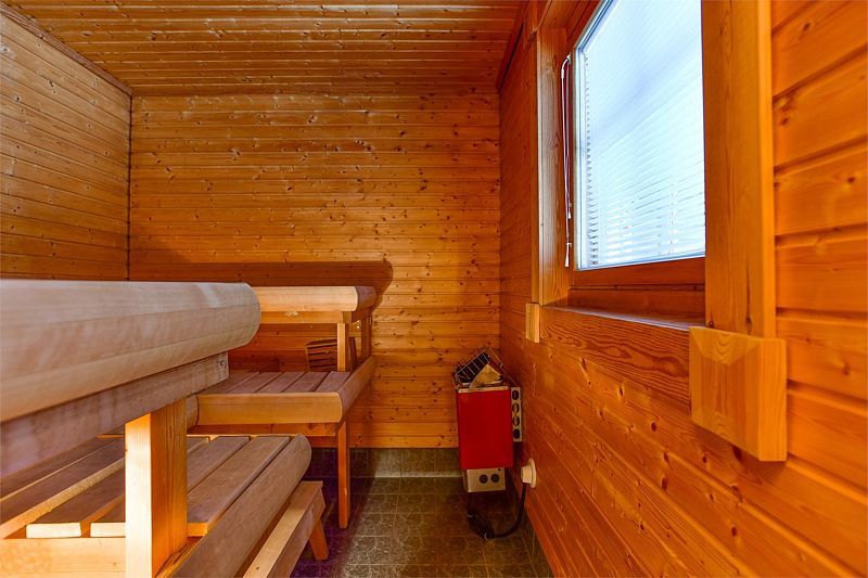 Коттедж 8-местный 2-этажный (со вторым светом)