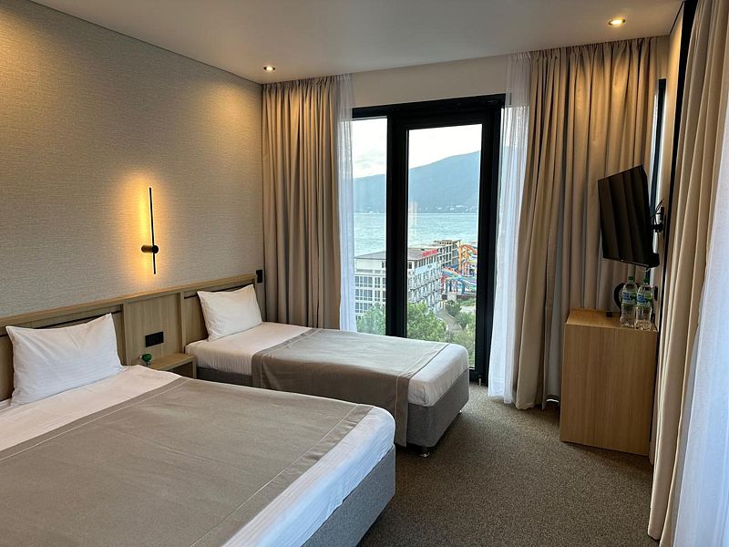 Стандартный 3-местный (с балконом)