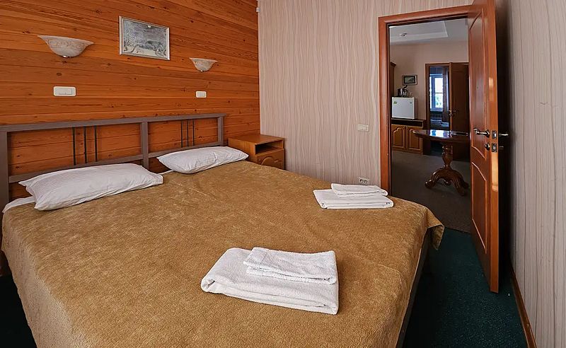 Люкс 2-местный 3-комнатный