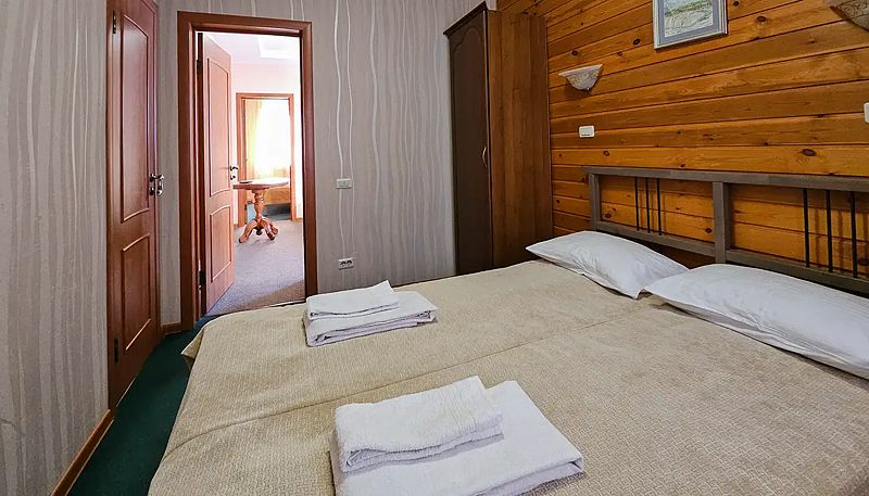 Люкс 2-местный 3-комнатный