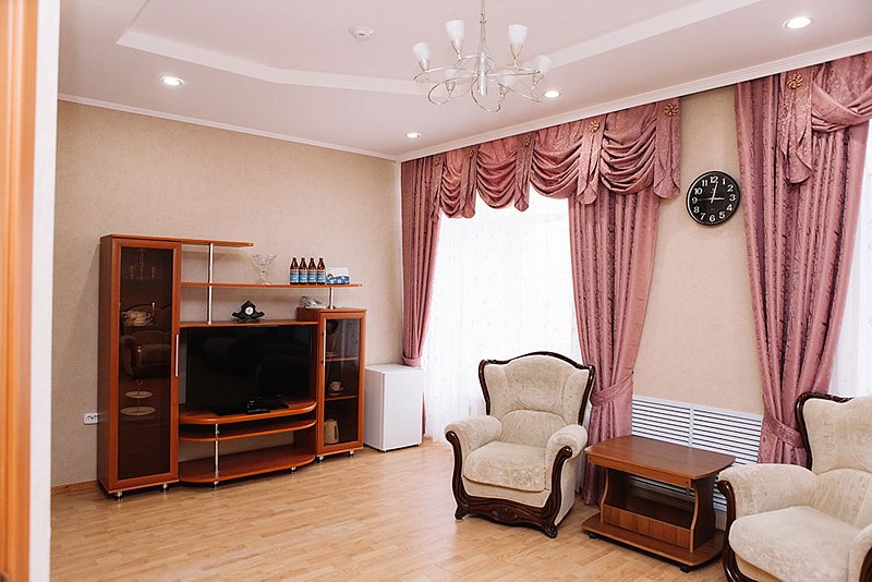 Люкс 2-местный 2-комнатный 2-этажный (№536)