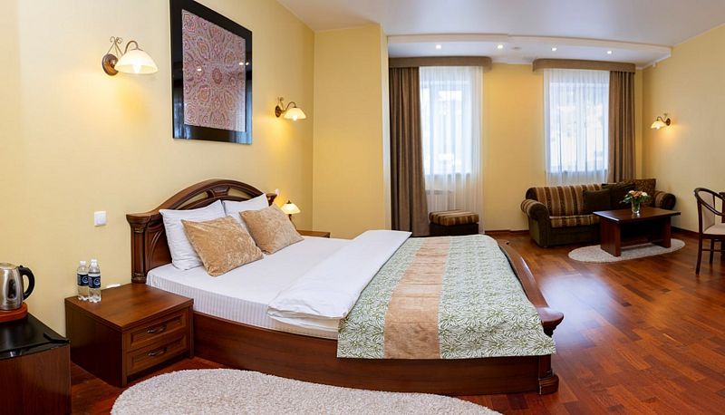 Люкс 4-местный 2-комнатный (Коннекшн)