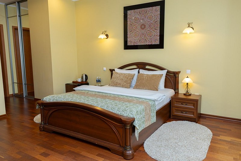 Люкс 4-местный 2-комнатный (Коннекшн)