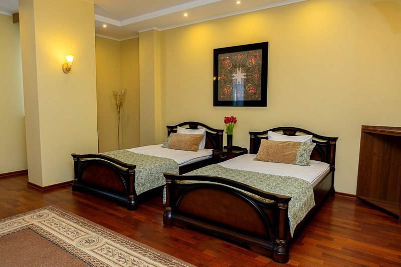 Люкс 4-местный 2-комнатный (Коннекшн)