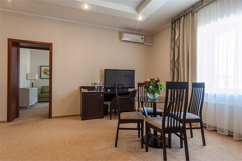 Семейный 4-местный (Гранд)