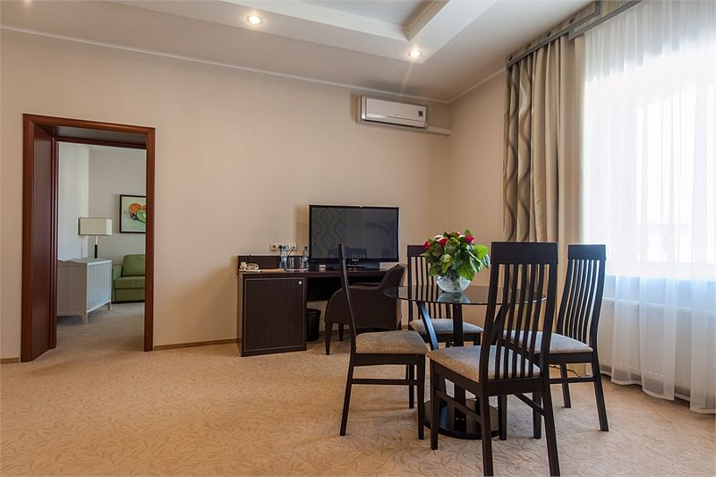 Семейный 4-местный (Гранд)