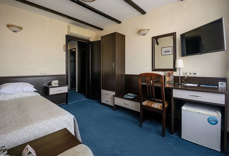 Стандартный 1-местный