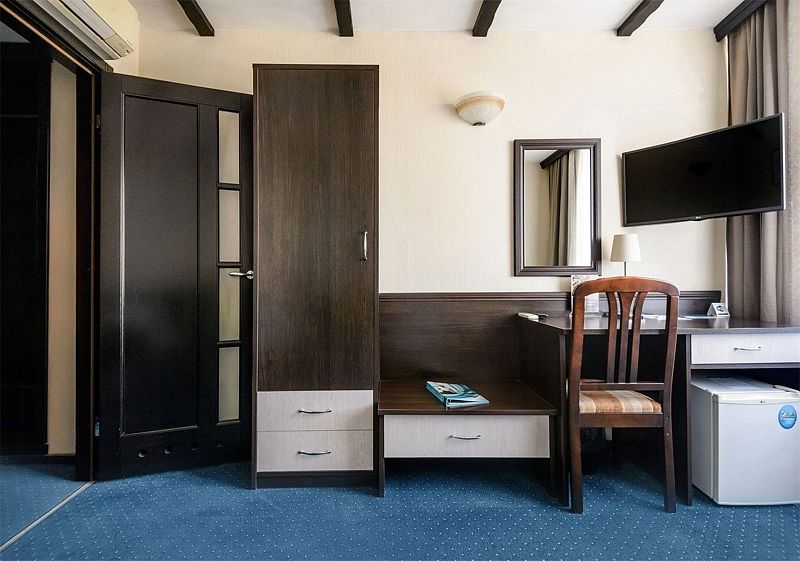 Стандартный 1-местный