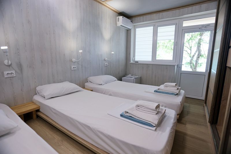 Дзен 3-местный (вид на море)