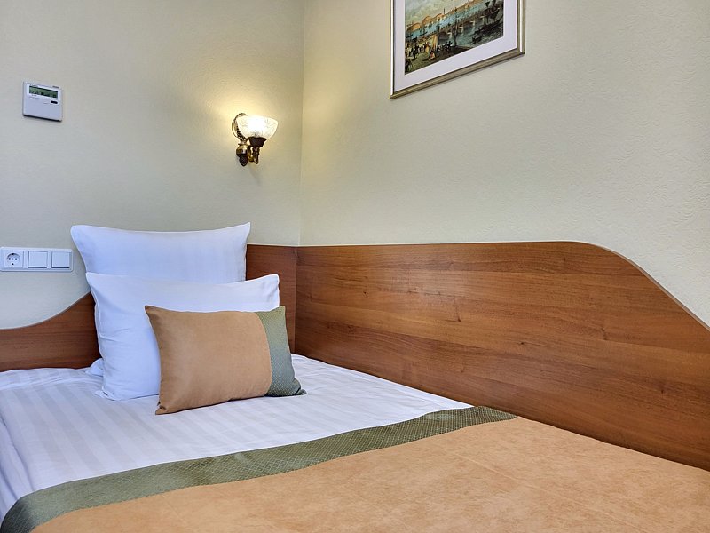 Стандартный 1-местный