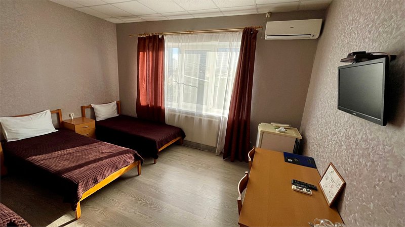 Эконом 3-местный (су на этаже)