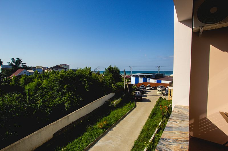 Балкон в номерах