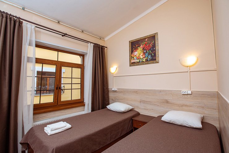 Стандартный 2-местный (с диваном)