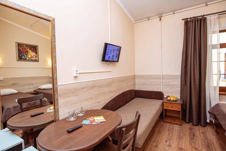 Стандартный 2-местный (с диваном)