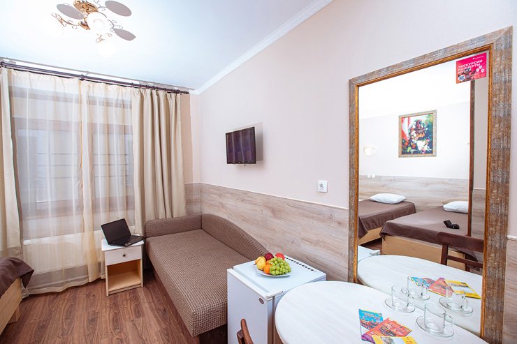 Стандартный 2-местный (с диваном)