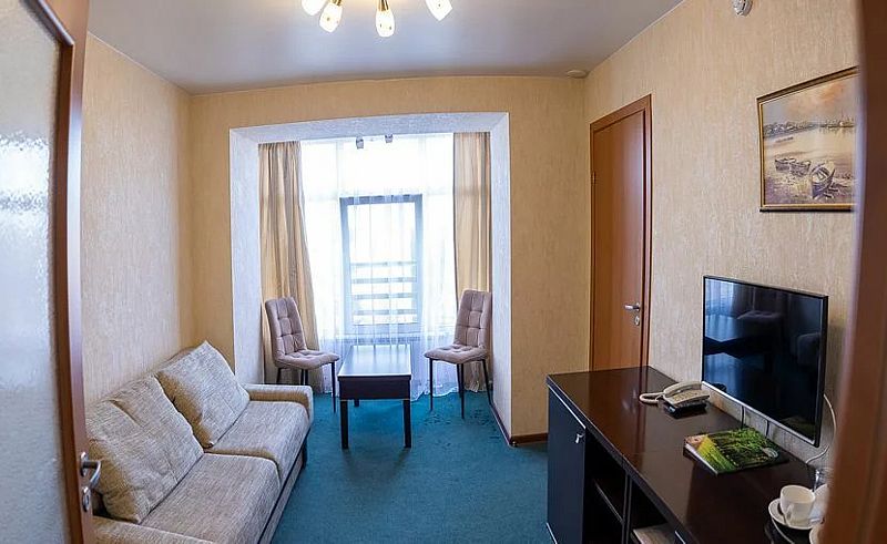 Люкс 2-местный 2-комнатный (корпус №1)