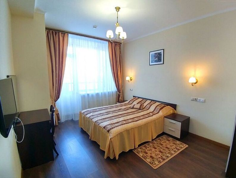 Люкс 2-местный 3-комнатный (корпус 4)