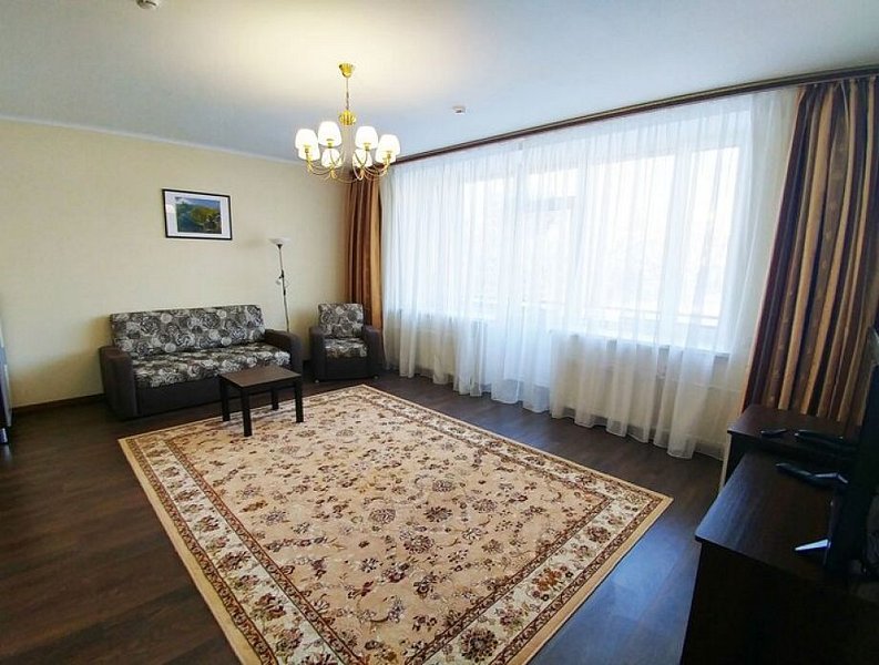 Люкс 2-местный 3-комнатный (корпус 4)