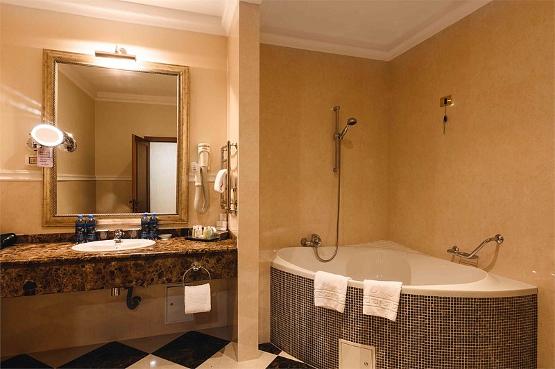 Люкс Президентский 2-местный 2-комнатный (корпус Классик)