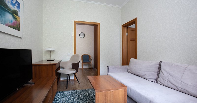 Люкс Семейный 2-местный 2-комнатный (корпус Родник)