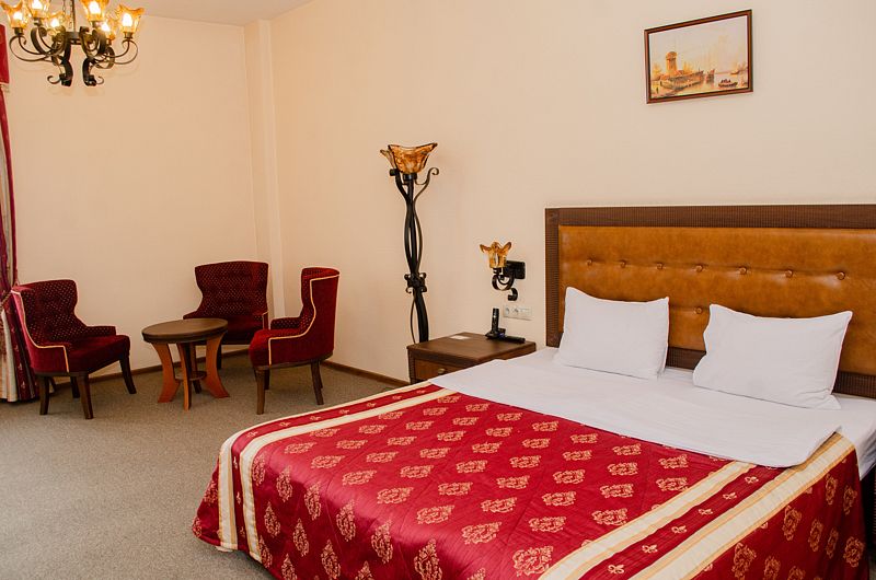 Люкс 2-местный (с джакузи)