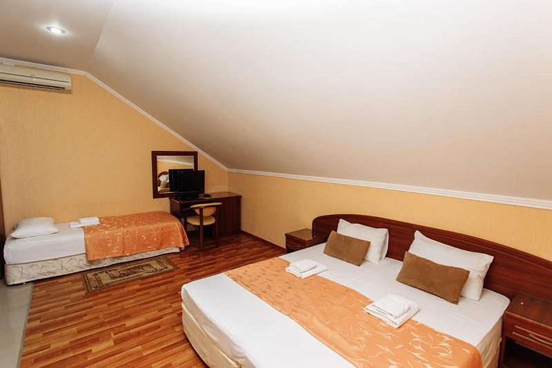 Стандартный 3-местный (мансардный)