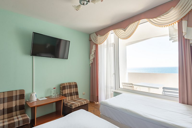 Комфорт 2-местный (с балконом корпус 3)