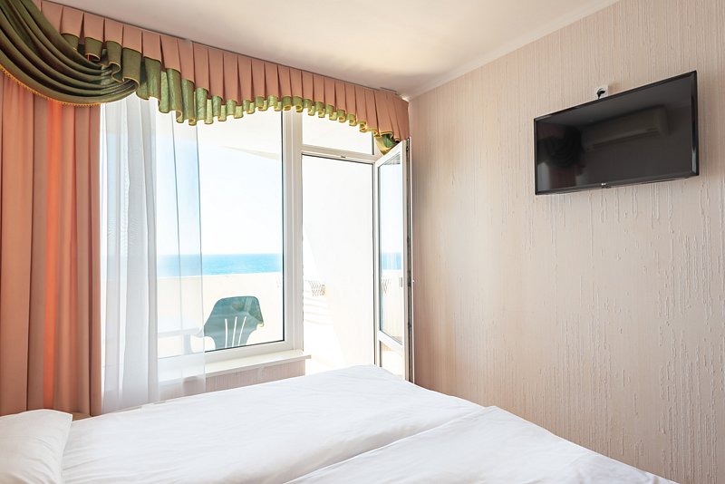 Полулюкс 2-местный 2-комнатный (корпус 3)