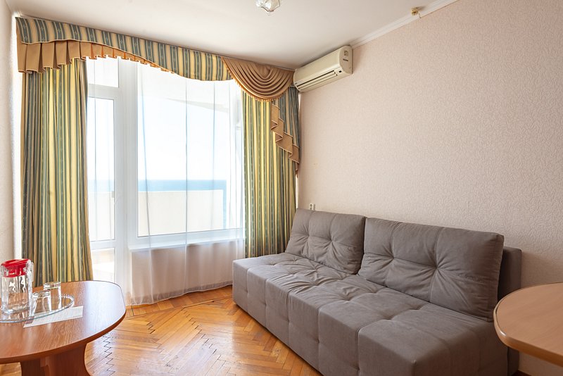 Полулюкс 2-местный 2-комнатный (корпус 3)