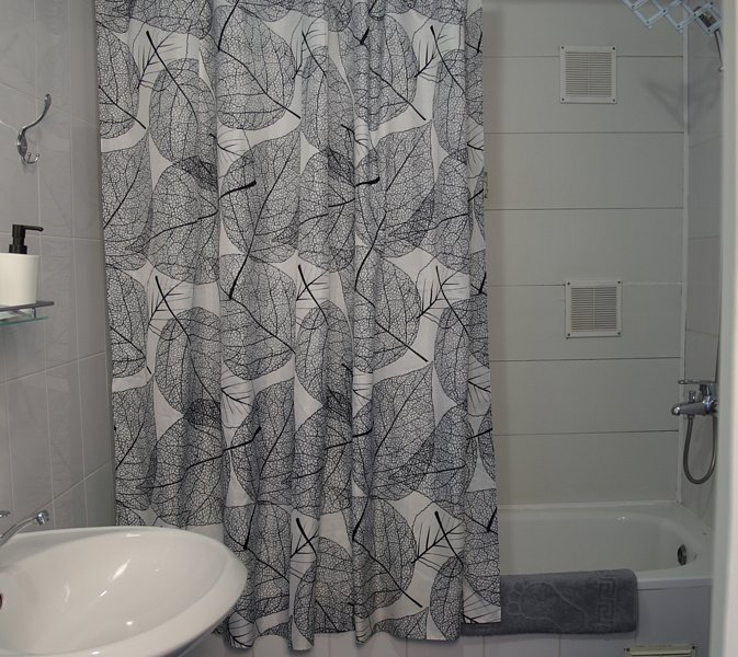 Стандартный 4-местный 2-комнатный