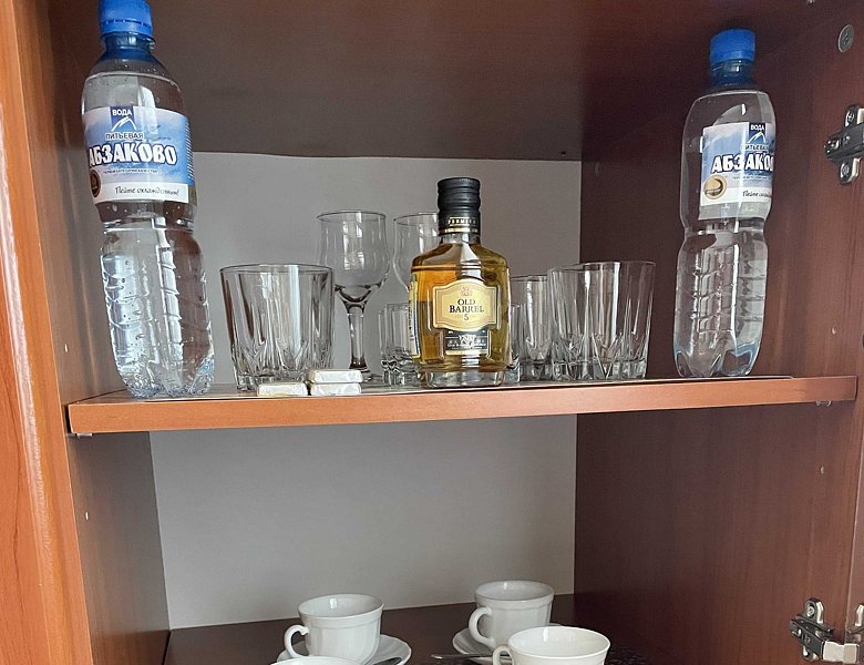 Люкс 2-местный 2-комнатный Улучшенный (с балконом)