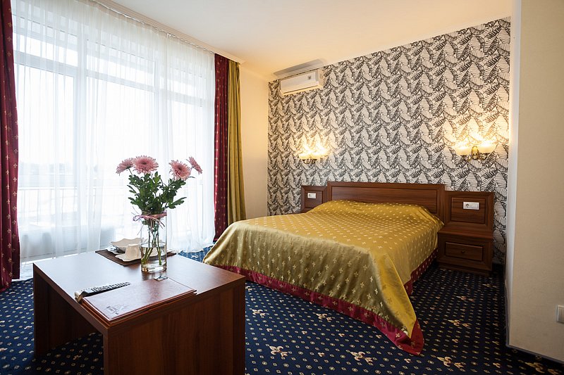 Полулюкс 2-местный (корпус Посейдон)