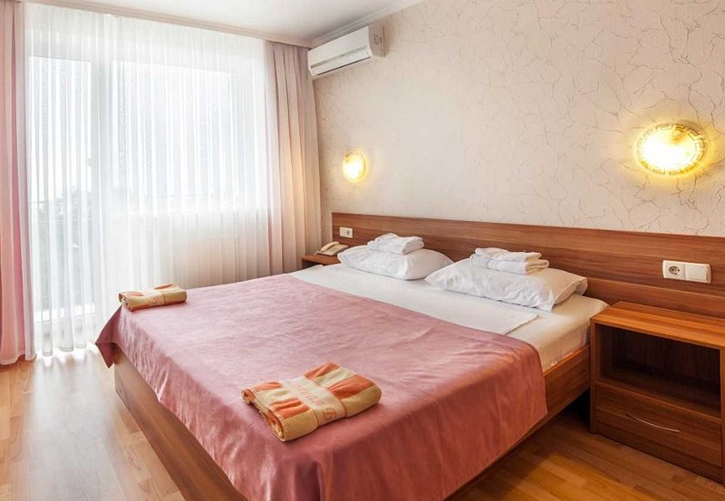 Улучшенный 2-местный 2-комнатный (корпус Антей)