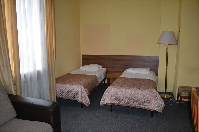 Эконом 3-местный 2-комнатный (DBL)