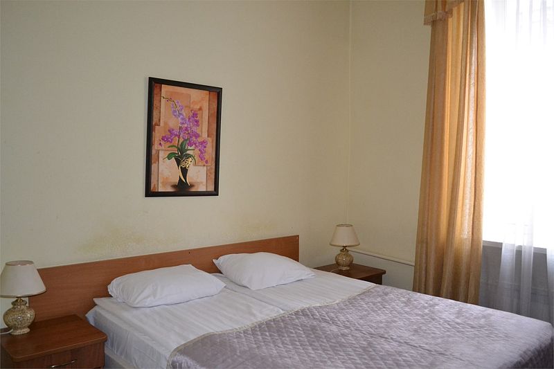 Эконом 3-местный 2-комнатный (DBL)