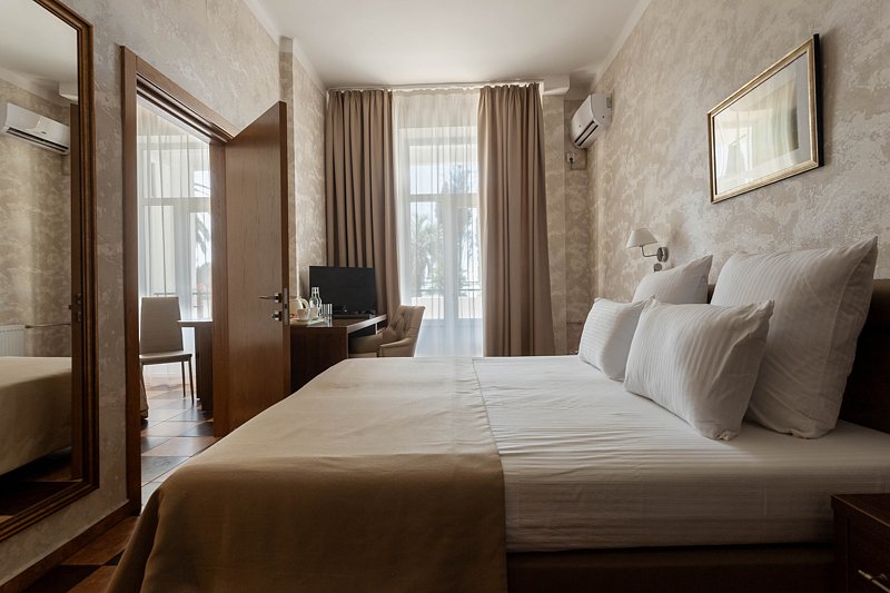 Семейный Сюит 4-местный 2-комнатный (корпус 2)