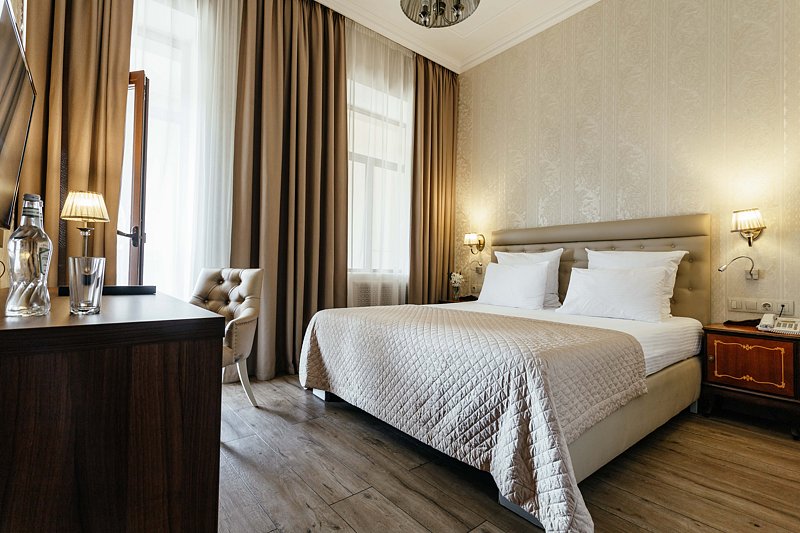 Сюит 2-местный 2-комнатный (категория «А», c балконом, корпус 1)