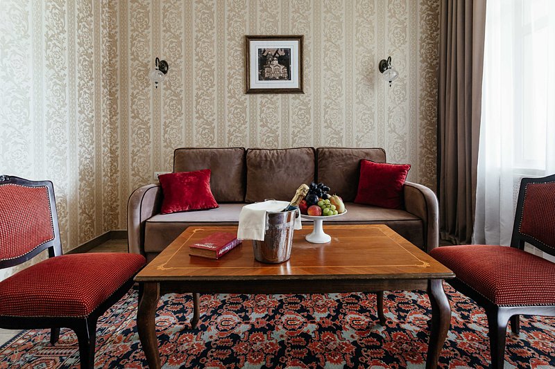 Сюит 2-местный 2-комнатный (категория «А», c балконом, корпус 1)