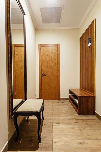 Сюит 2-местный 2-комнатный (категория «В», c балконом, корпус 1)