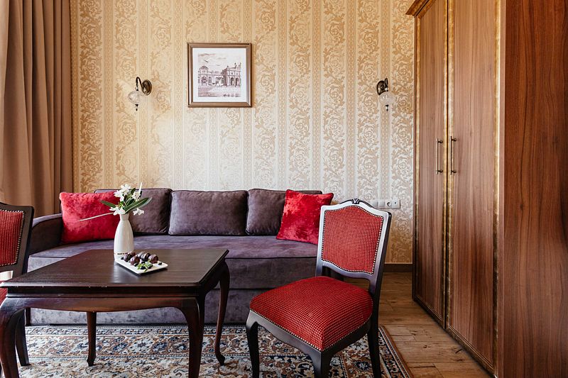 Сюит 2-местный 2-комнатный (категория «В», без балкона, корпус 1)