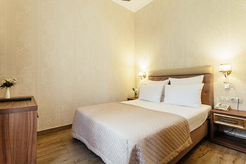 Сюит 2-местный 2-комнатный (категория «В», без балкона, корпус 1)