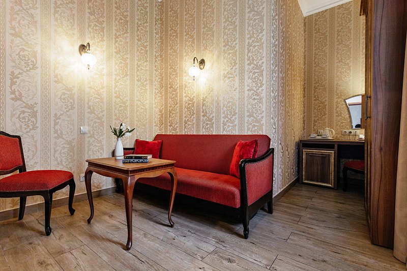 Сюит 2-местный 2-комнатный (категория «В», без балкона, корпус 1)