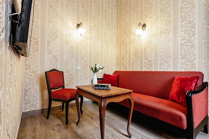 Сюит 2-местный 2-комнатный (категория «В», без балкона, корпус 1)