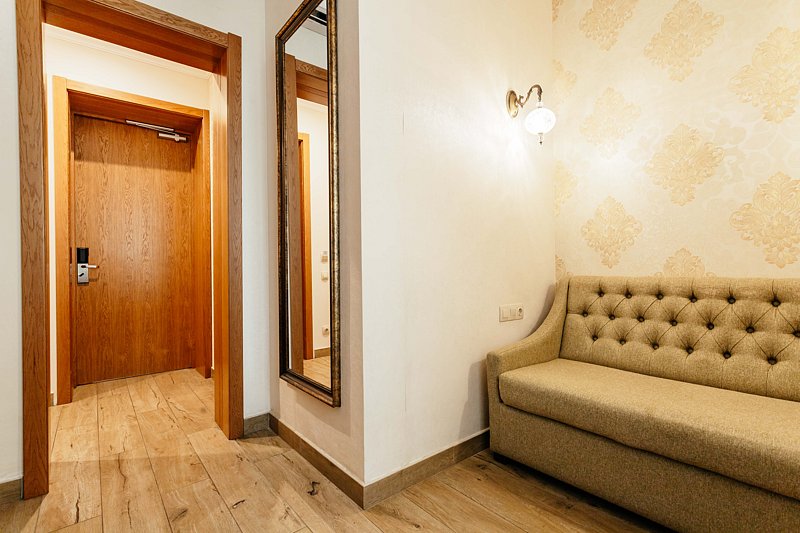 Сюит 2-местный 2-комнатный (категория «С», без балкона, корпус 1)