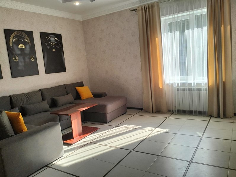 Люкс 6-местный 2-комнатный (с выходом к бассейну)