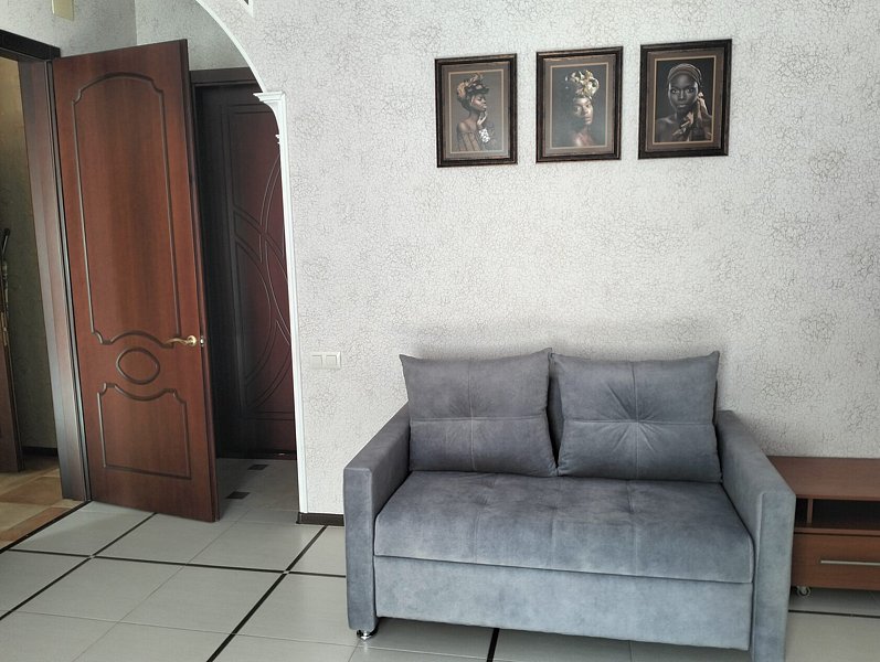 Люкс 6-местный 2-комнатный (с выходом к бассейну)