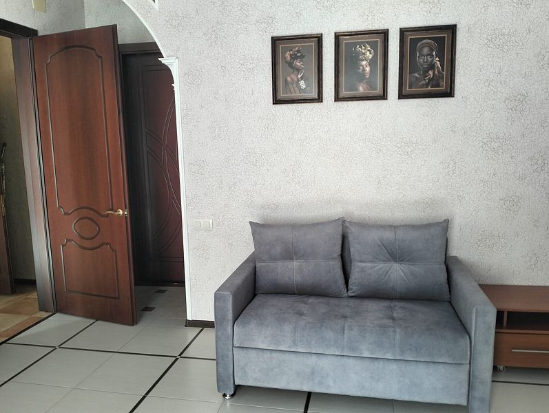 Люкс 6-местный 2-комнатный (с выходом к бассейну)