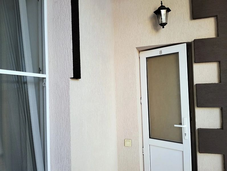 Люкс 6-местный 2-комнатный (с выходом к бассейну)