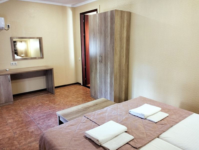 Люкс 6-местный 3-комнатный